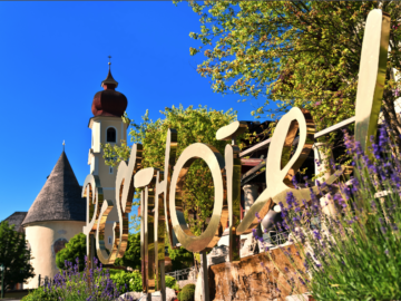Sabine Voehringer, Die Montez-Juwelen, TOP-GEWINN, Verwöhntage im idealen Leseambiente - TOP-GEWINN, Die Montez-Juwelen, Posthotel Achenkirch